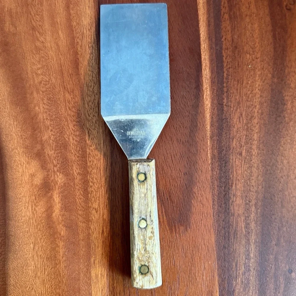 Vintage Old Homestead Stainless Serrated Spatula Wood Handle Japan